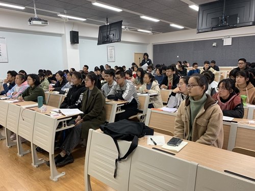 教育新闻：985大学的学生是怎么样度过大学的